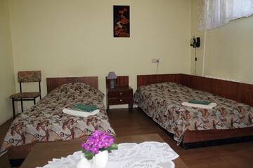 Фото номера Бюджетный двухместный номер с 2 отдельными кроватями Отель Hotell Pääsuke г. Йыхви 2